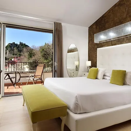 Recostano Aparthotel 3*